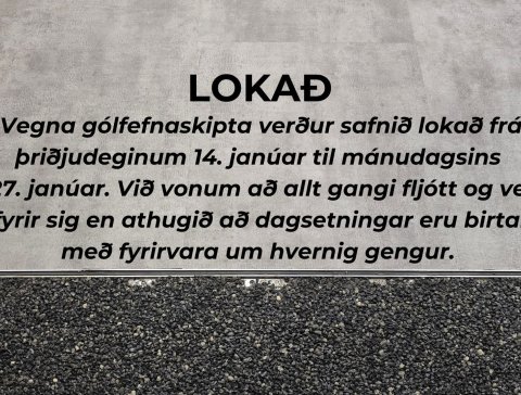 LOKAÐ